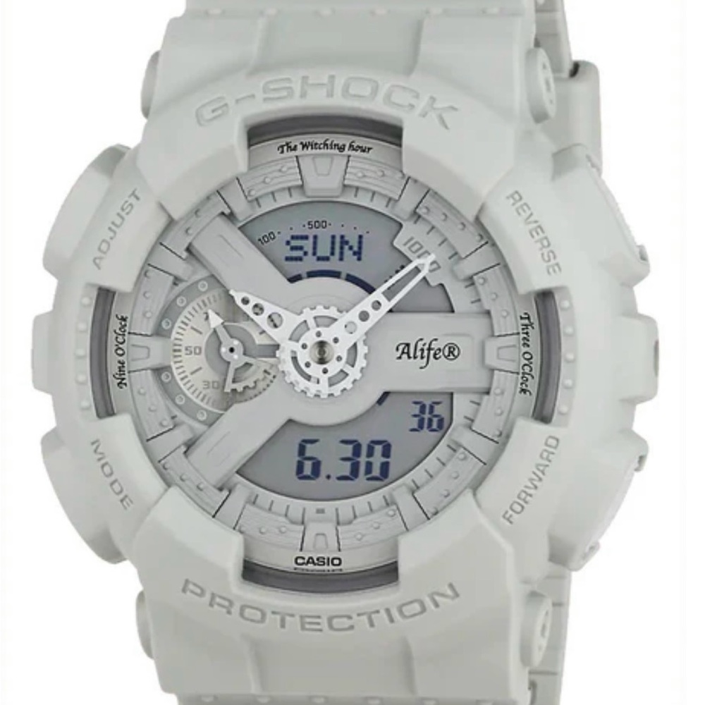 Casio G-Shock Alife Edition in Soft Gray